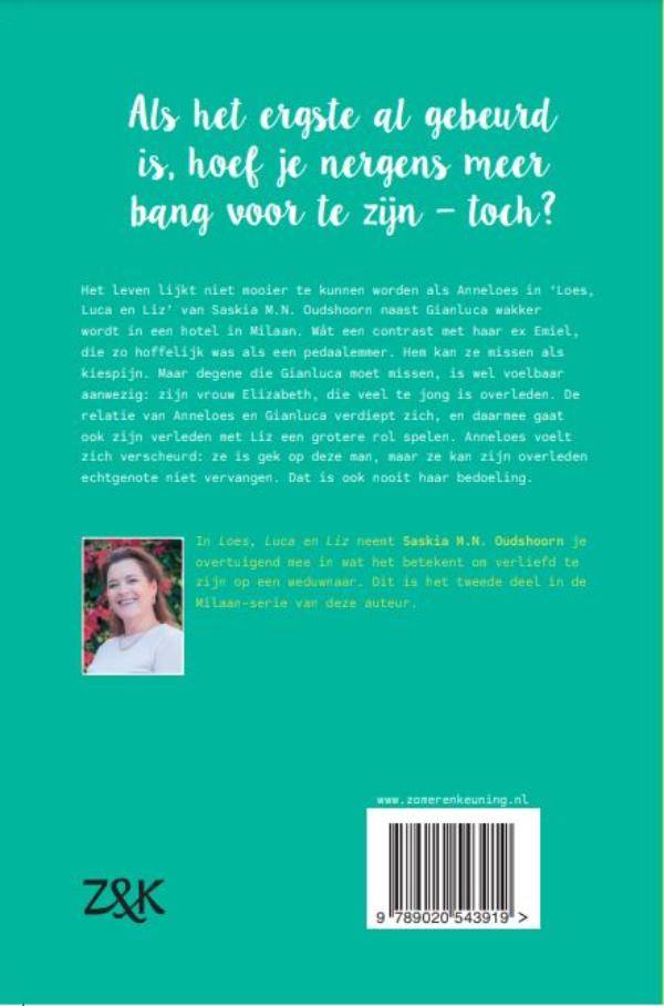 Achterkant van Loes, Luca & Liz