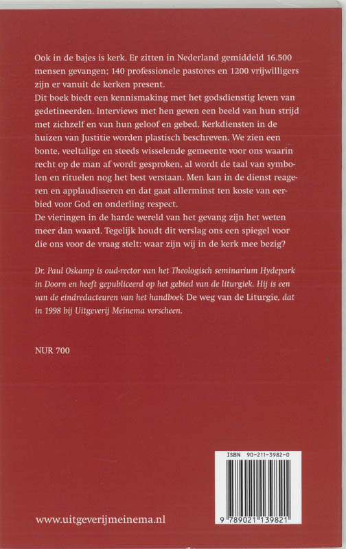 Achterkant van Overleven achter steen en staal