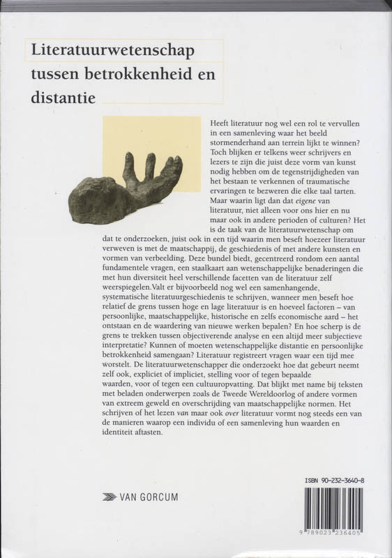 Achterkant van Literatuurwetenschap tussen betrokkenheid en distantie