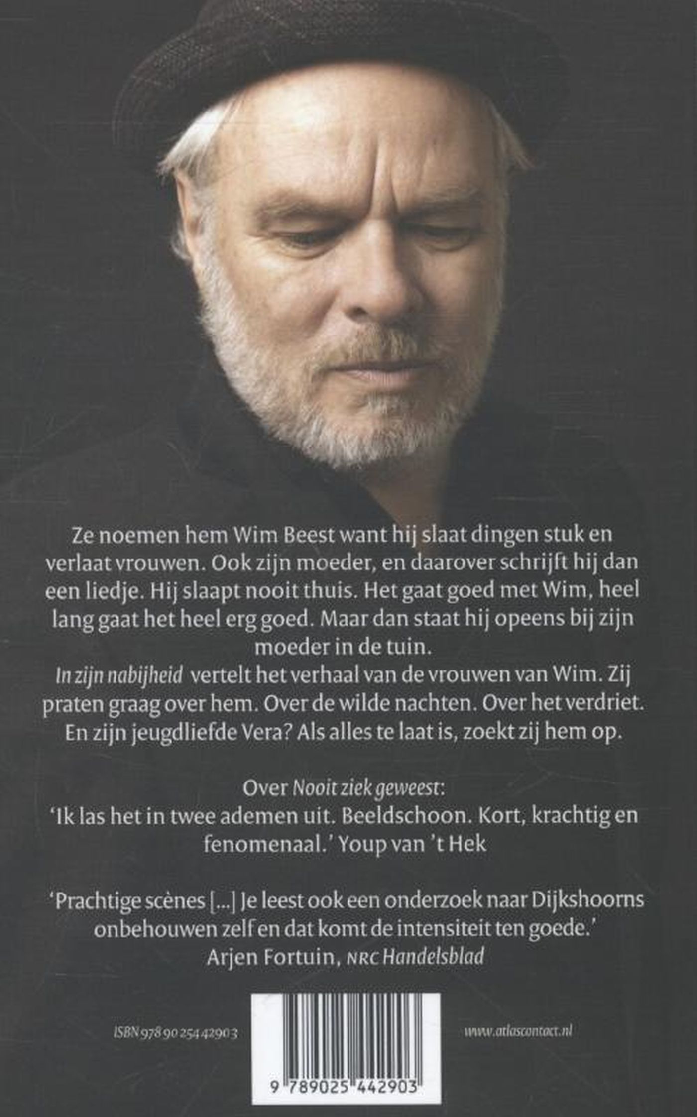 Achterkant van In zijn nabijheid