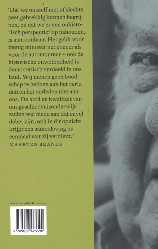 Achterkant van Karrensporen onder het asfalt