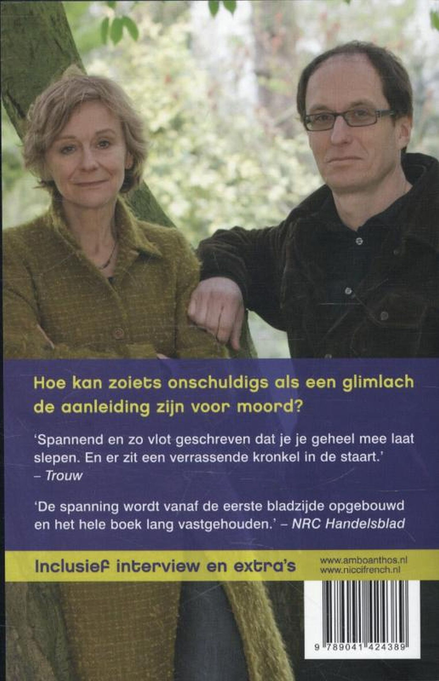 Achterkant van De verborgen glimlach