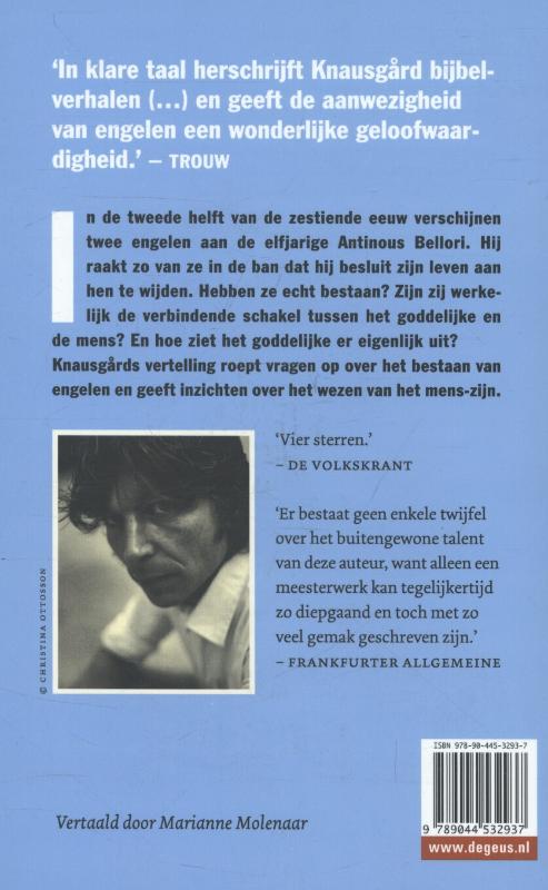 Achterkant van Engelen vallen langzaam
