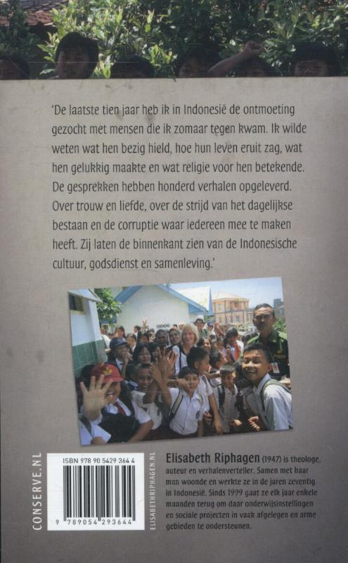 Achterkant van Achter de eeuwige glimlach