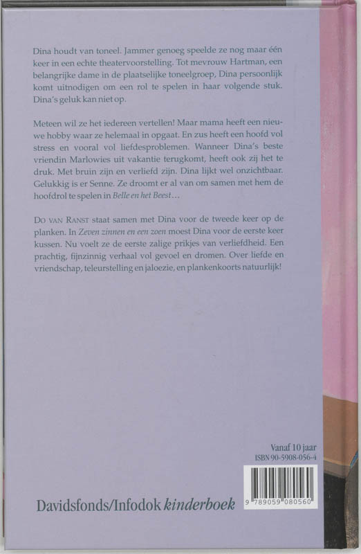 Achterkant van Een pruik en paarse lippen