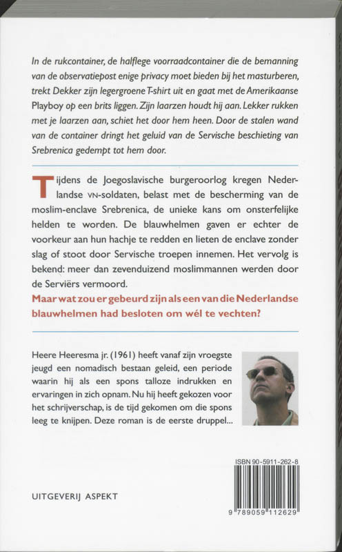 Achterkant van De held van Srebrenica