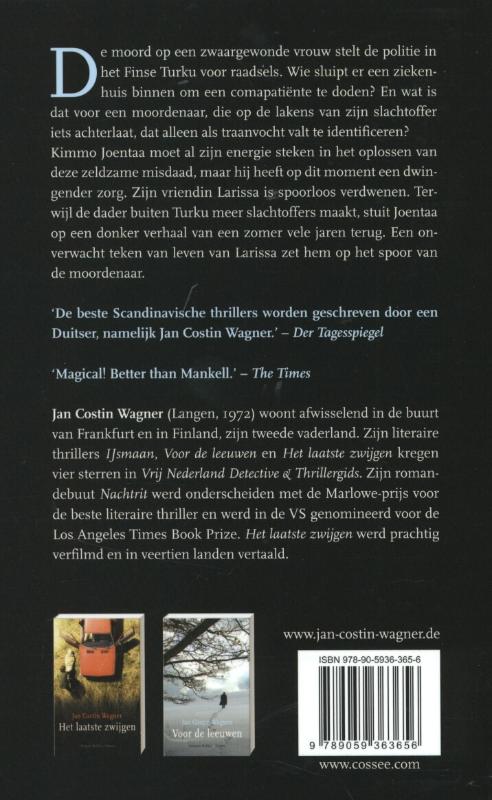 Achterkant van Licht in een donker huis