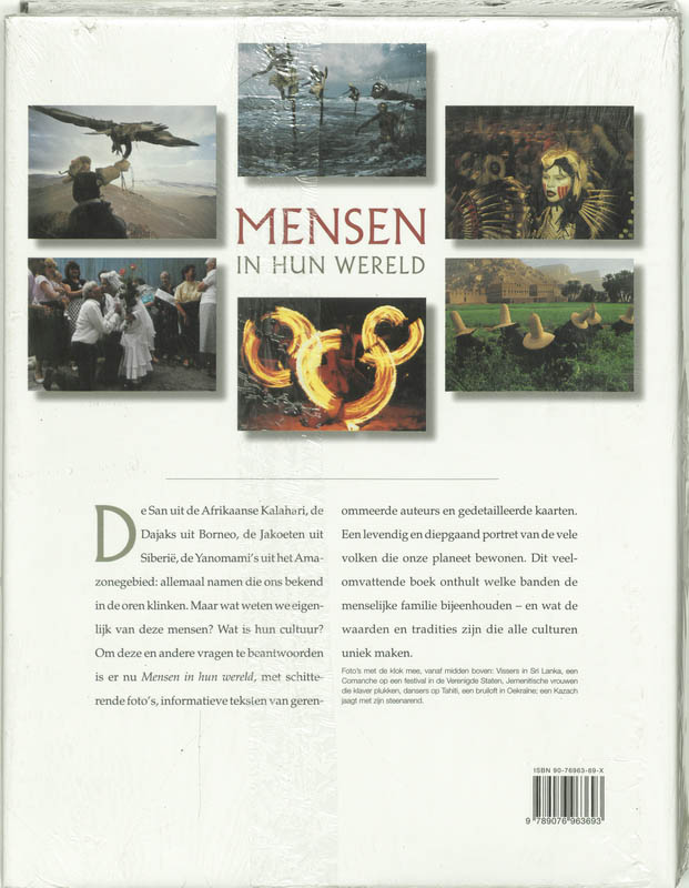 Achterkant van Mensen in hun wereld