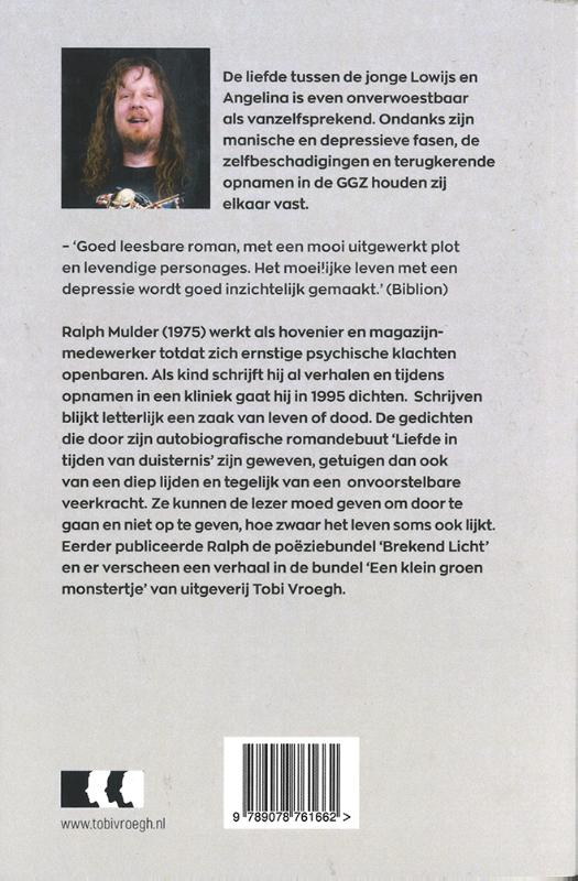 Achterkant van Liefde in tijden van duisternis