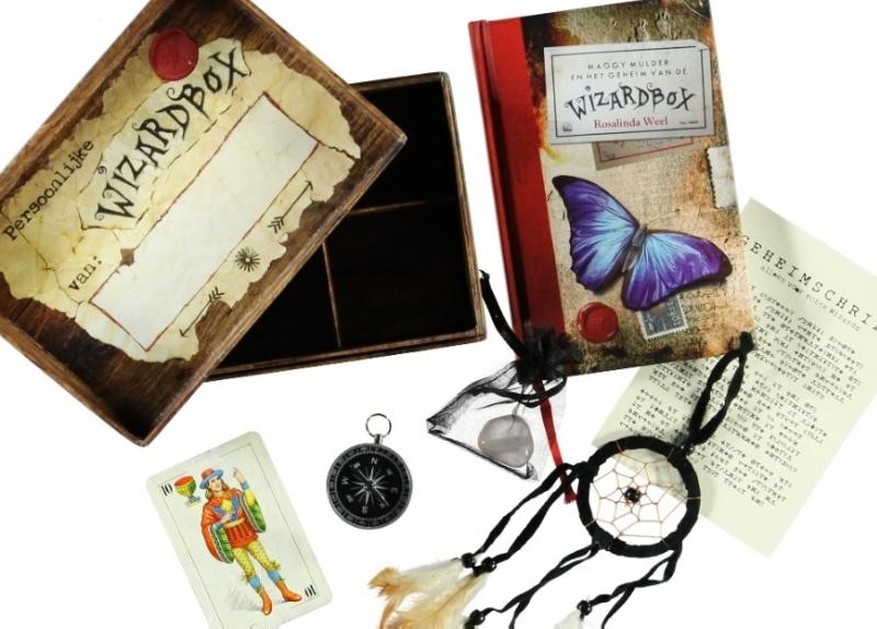 Achterkant van Maggy Mulder en het geheim van de Wizardbox