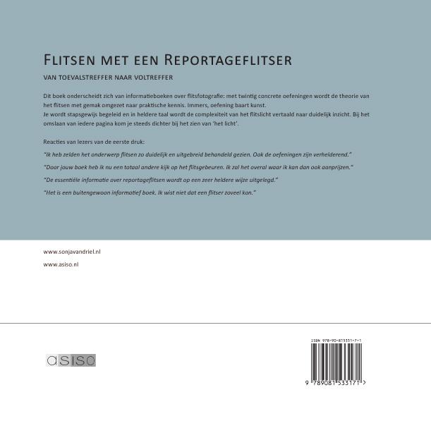 Achterkant van Flitsen met een reportageflitser