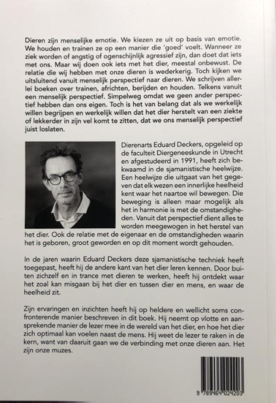 Achterkant van Oerdier, Oermens