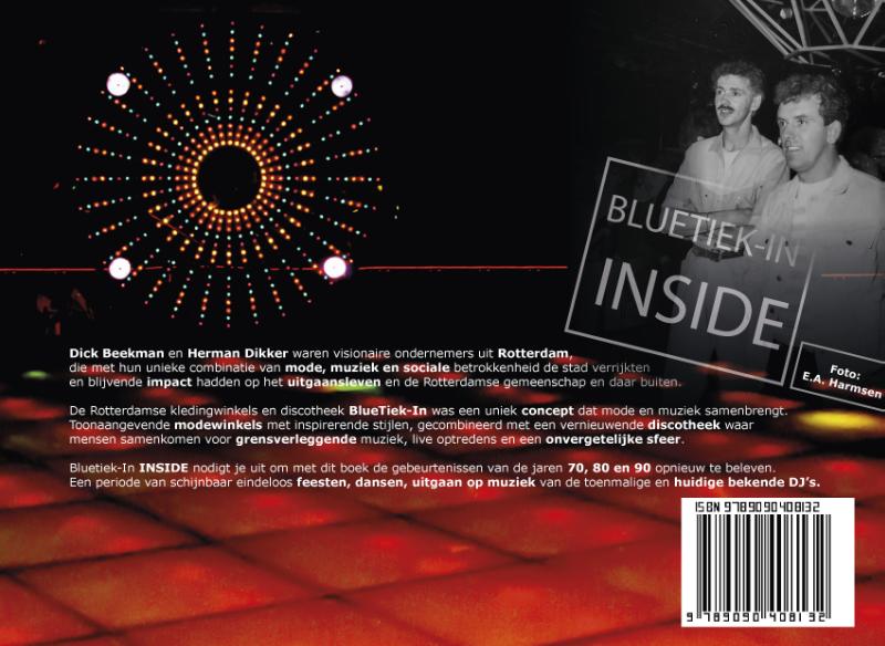 Achterkant van Bluetiek-in INSIDE