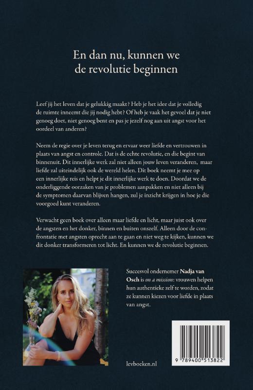 Achterkant van Love revolution