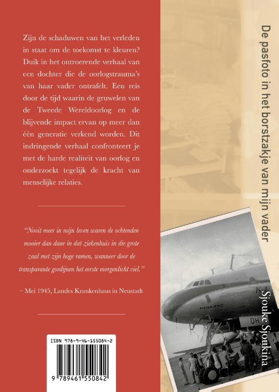Achterkant van De pasfoto in het borstzakje van mijn vader