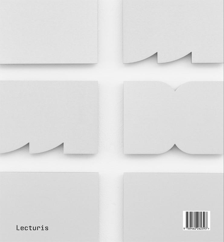 Achterkant van Cecilia Vissers. Flatness in Space