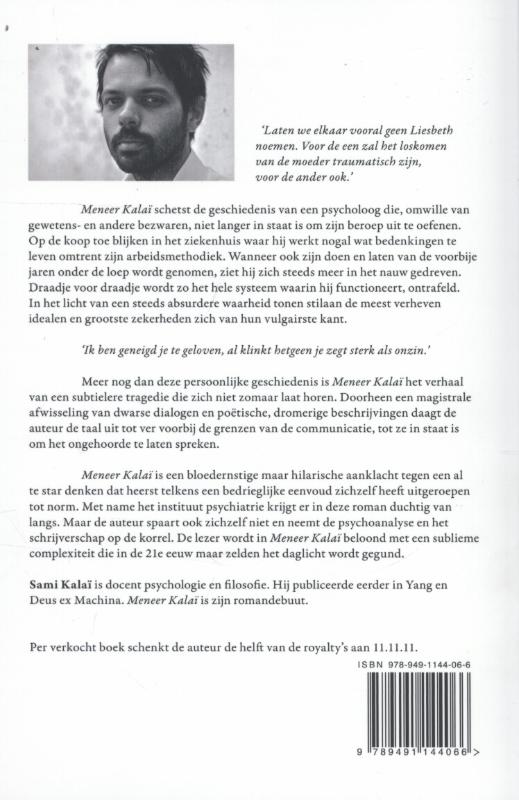 Achterkant van Meneer Kalai