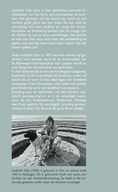 Achterkant van in de vertraging stappen