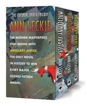 Omslag van The Imperial Radch Boxed Trilogy Ancillary Justice, Ancillary Sword, and Ancillary Mercy