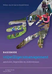 Omslag van Basisboek vrijwilligersmanagement