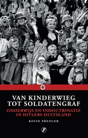 Omslag van Van kinderwieg tot soldatengraf