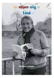 Omslag van In mien aig n toal