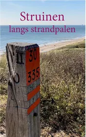 Omslag van Struinen langs strandpalen