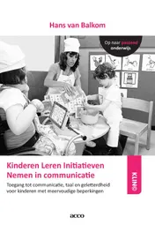 Omslag van Kinderen leren initiatieven nemen in communicatie