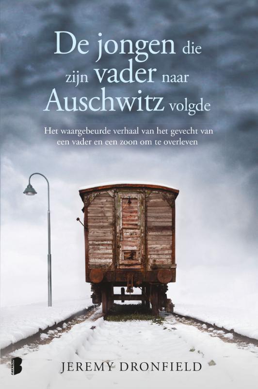 Omslag van De jongen die zijn vader naar Auschwitz volgde