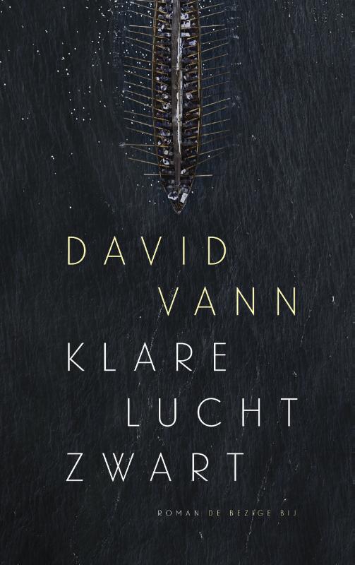 Omslag van Klare lucht zwart