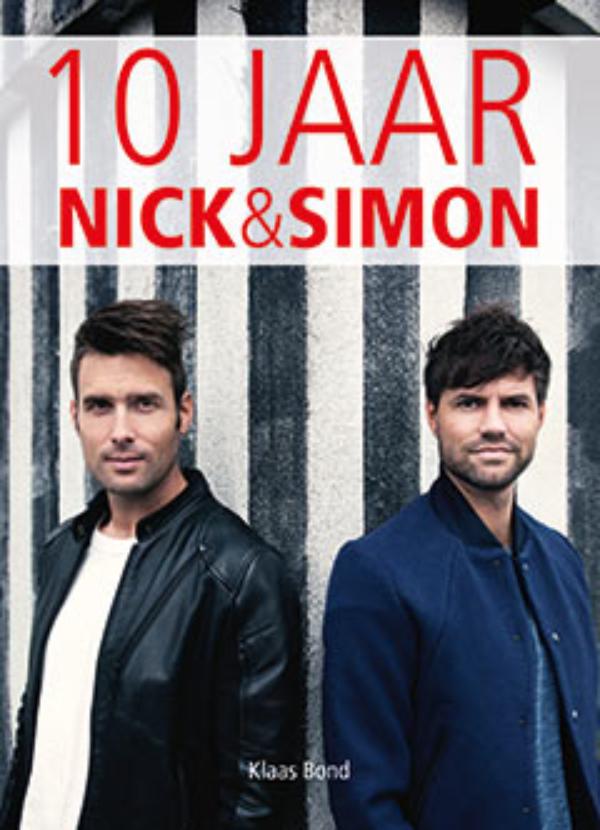 Omslag van 10 jaar Nick en Simon