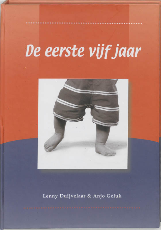 Omslag van De eerste vijf jaar