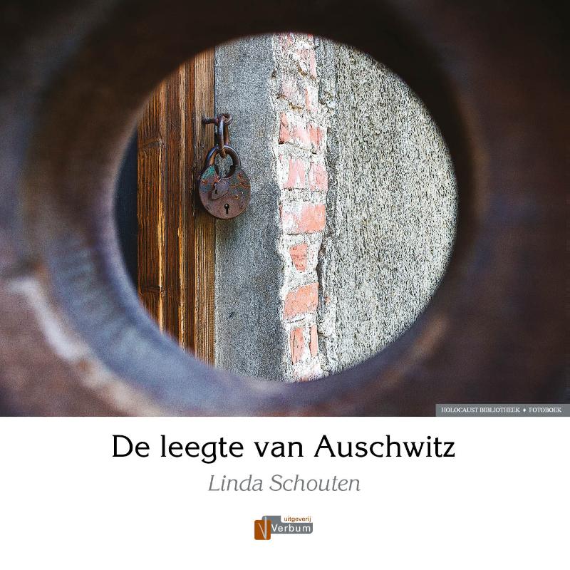 Omslag van The emptiness of Auschwitz