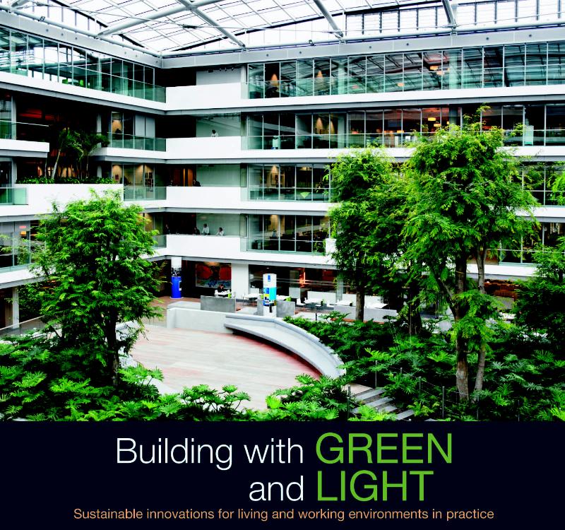 Omslag van Building with green and light
