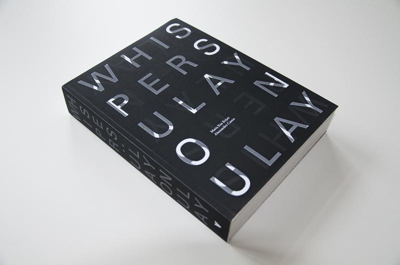 Omslag van Whispers: Ulay on Ulay