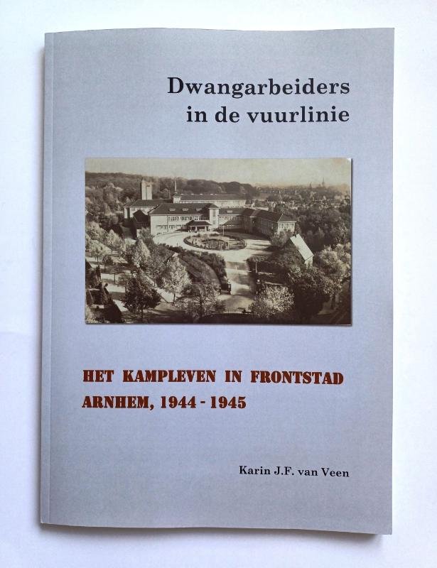 Omslag van Dwangarbeiders in de vuurlinie