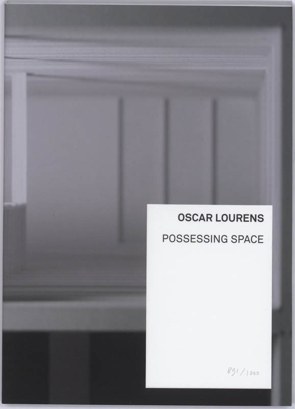 Omslag van Oscar Lourens POSSESSING SPACE