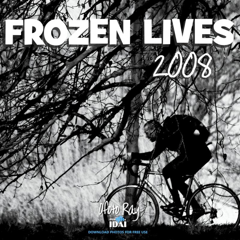 Omslag van FROZEN LIVES