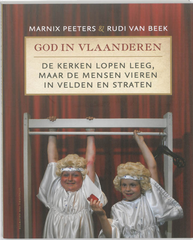 Omslag van God in Vlaanderen