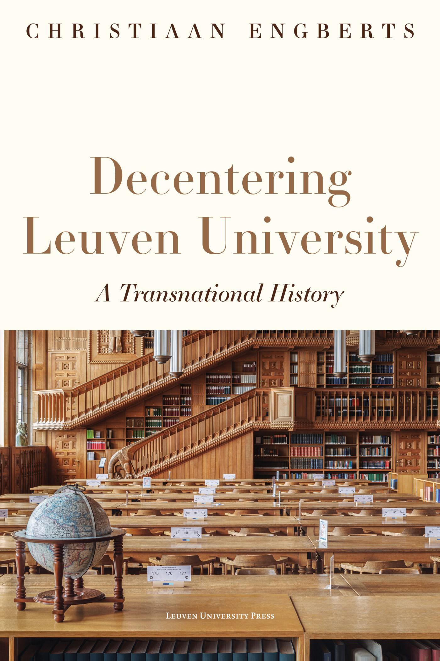 Omslag van Decentering Leuven University
