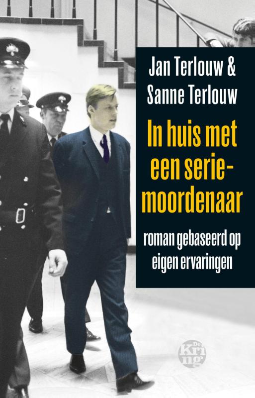 Omslag van In huis met een seriemoordenaar