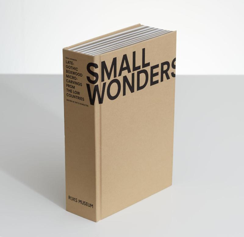 Omslag van Small wonders