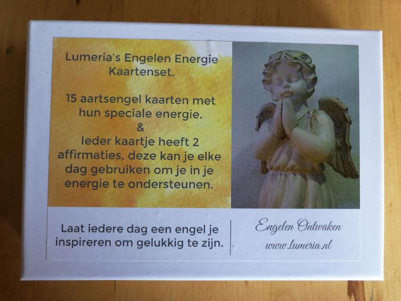 Omslag van Lumeria's Engelen Energie Kaartenser