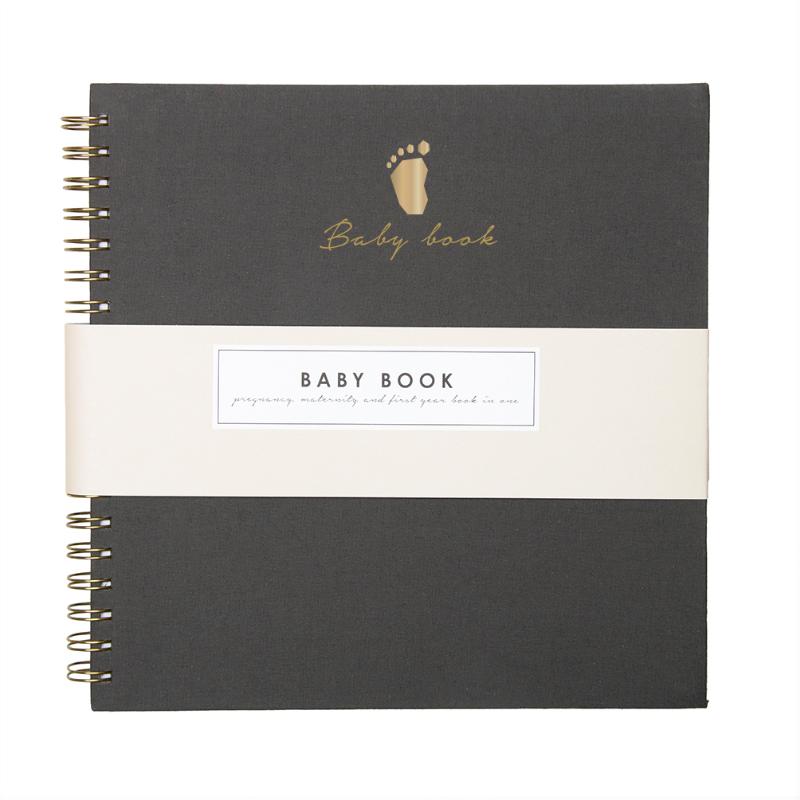 Omslag van Baby Book - Grey linen (EN)