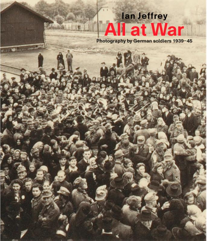 Omslag van All At War