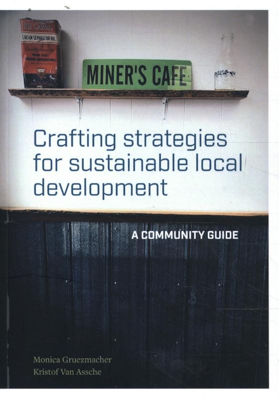 Omslag van Crafting strategies for sustainable local development